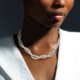 The One Hundred Pearl Necklace 11331 0015 n model1