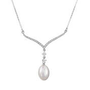 A Drop of Opulence Pearl Necklace 11635 0018 a main