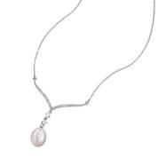A Drop of Opulence Pearl Necklace 11635 0018 b angle